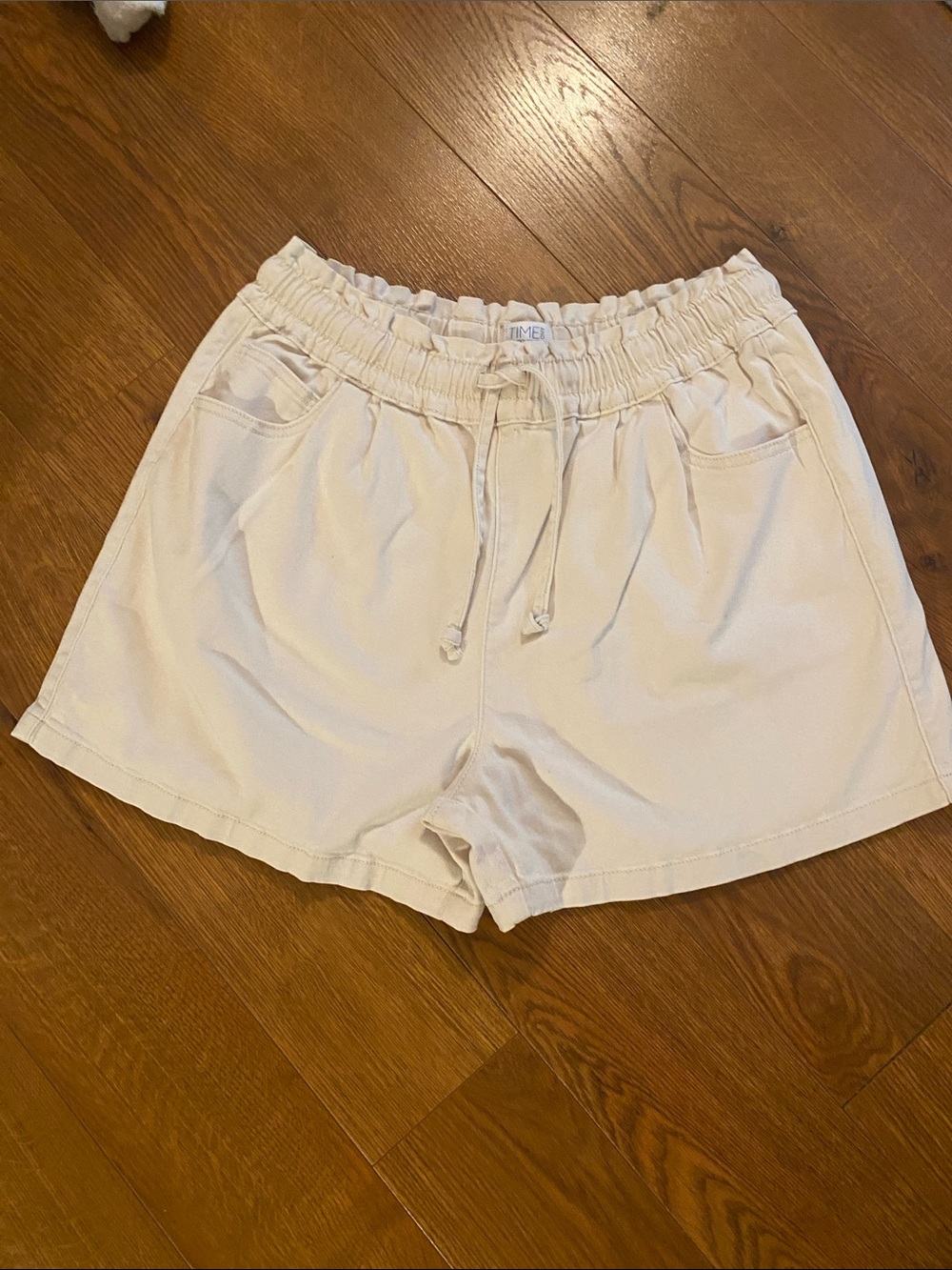 Women's Khaki Drawstring Shorts - Cream Women’s size 12/14